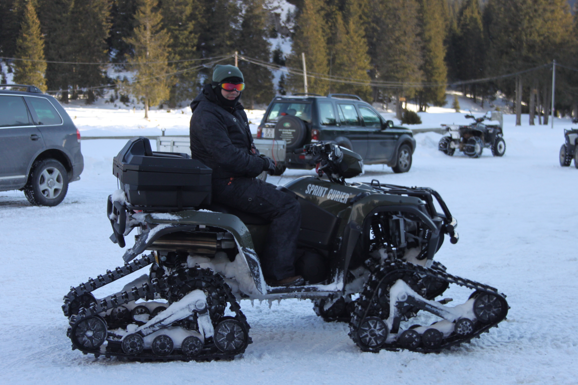 Yupiii! A venit zapada!!! Hai sa ne distram eficient! Poza facuta intre Padina si Bolboci, acum 1 saptamana :)